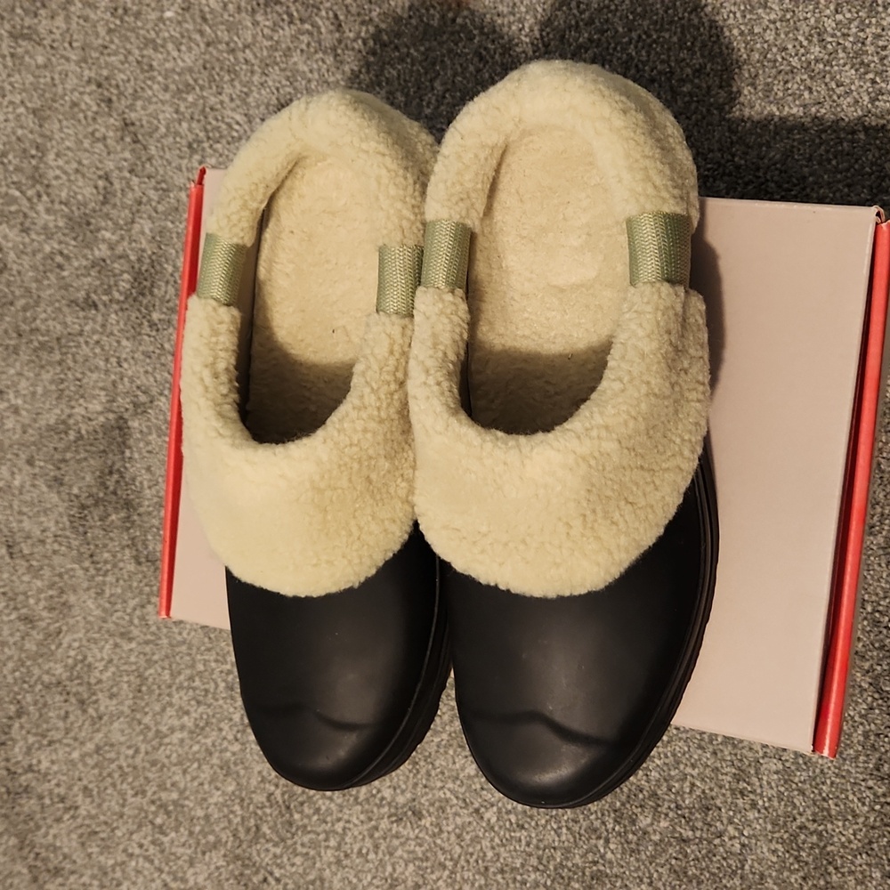 Hunter Winter Waterproof Clogs size 7, black